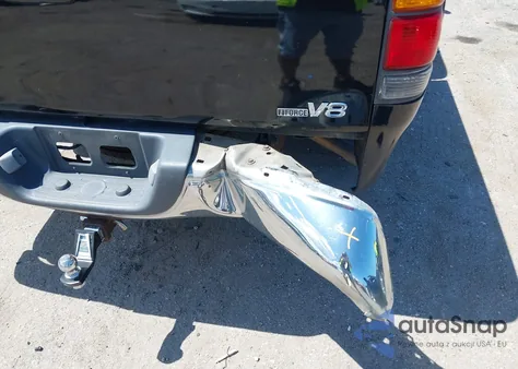 2004 Toyota Tundra Sr5 V8 z USA, uszkodzony, nr VIN 5TBRT34144S447512